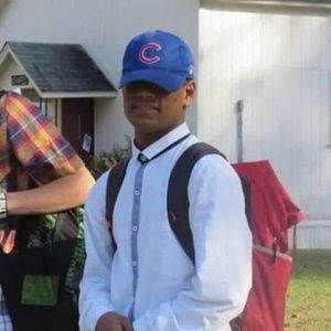 Meet your Posher, Janifer